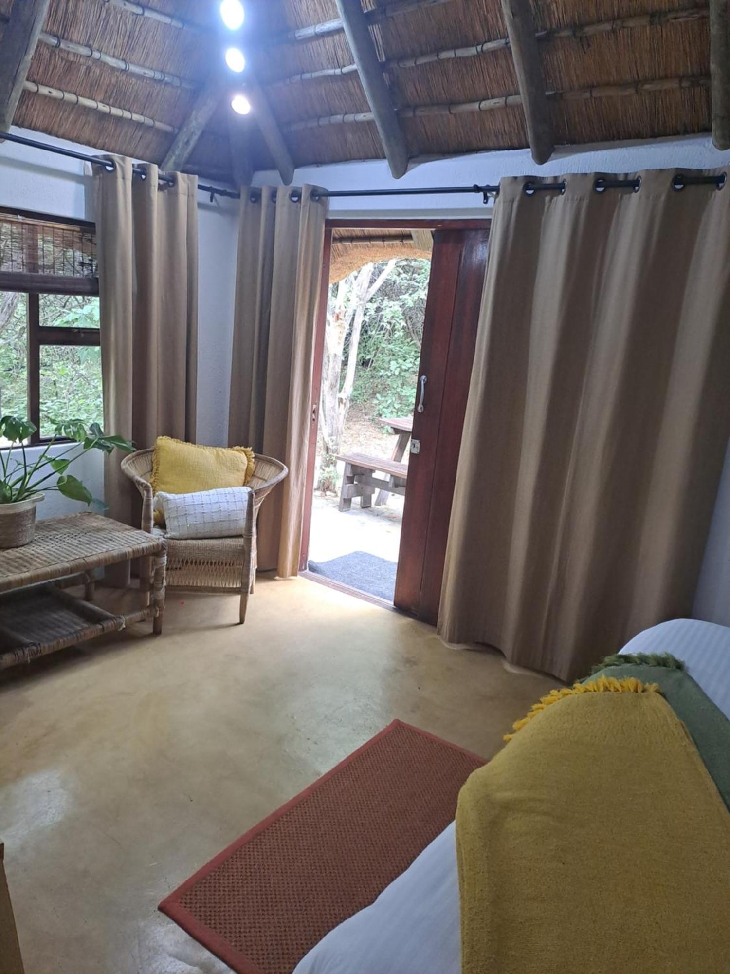 Little Bush Lodge Hoedspruit Dış mekan fotoğraf